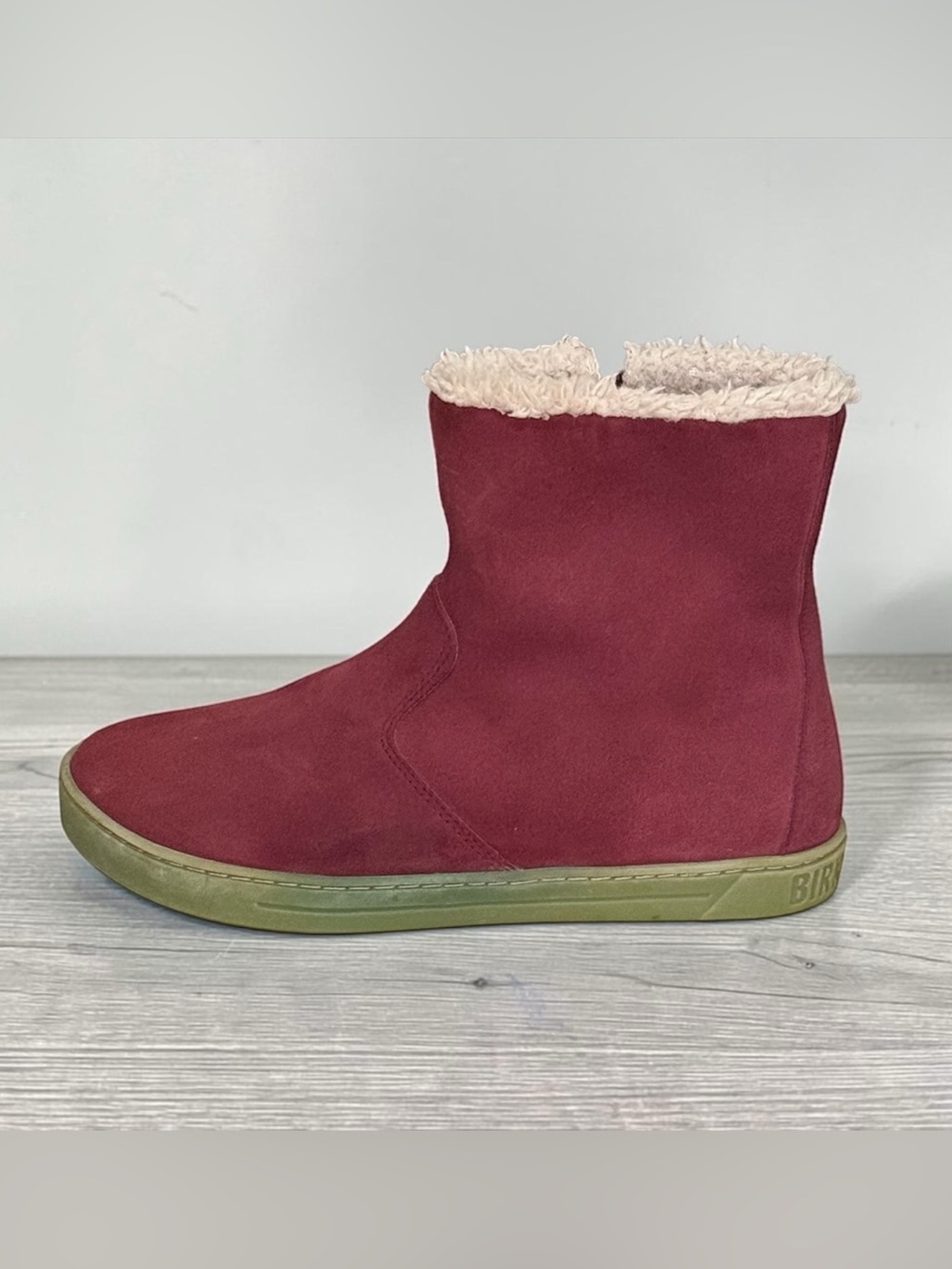 Birkenstock Women’s 36 / 5 - 5.5 Burgundy Suede Shearling Lined Ankle Zip Boots - Picture 11 of 13